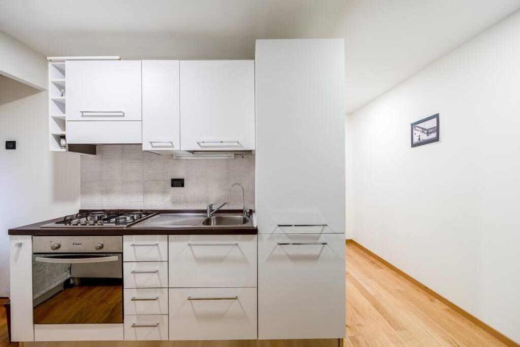 Esclusivo 60Mq In Centro Citta Apartamento Milão Exterior foto